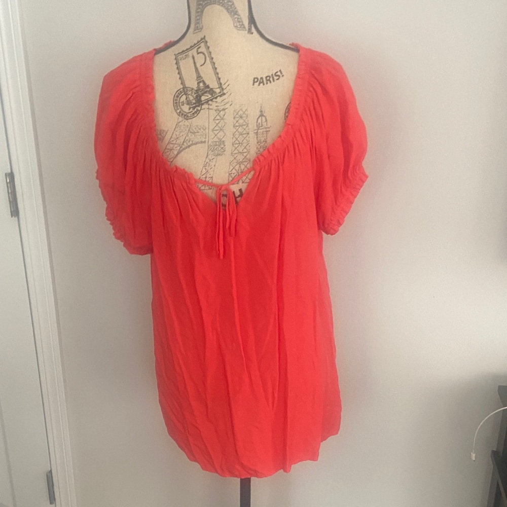 Old Navy Vibrant Red Puff Sleeve Blouse in size-XL